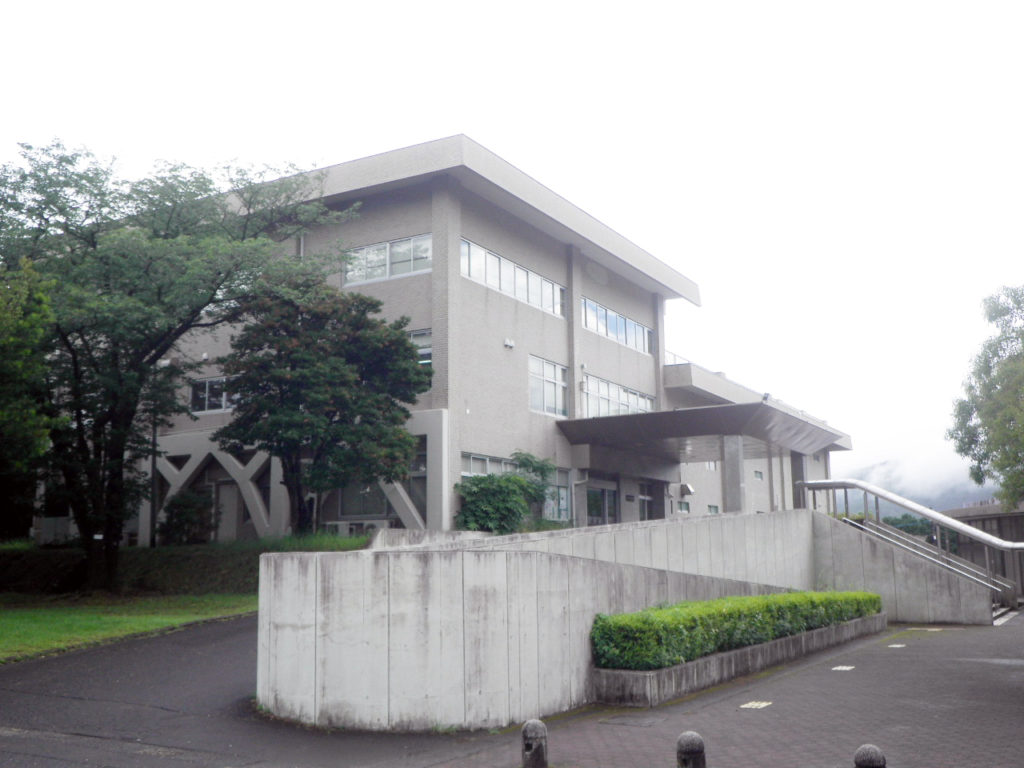 鹿児島国際大学ユーカリ会館耐震補強工事