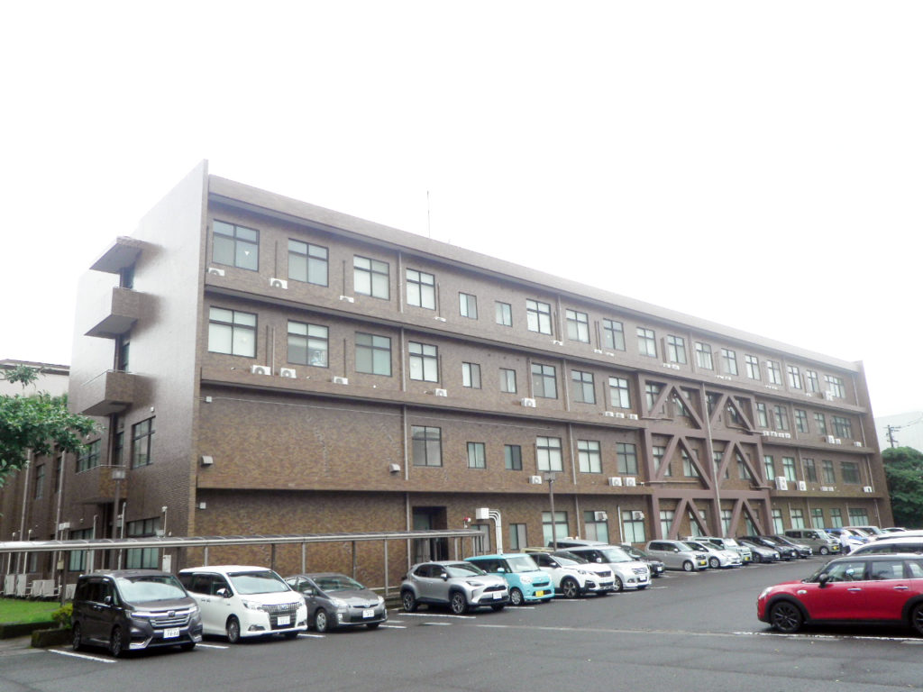 鹿児島国際大学5号館耐震補強・外壁改修工事